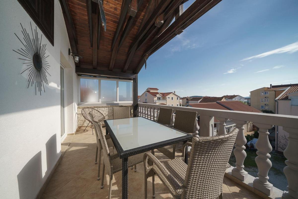 Villa Grey Stone Vodice Extérieur photo