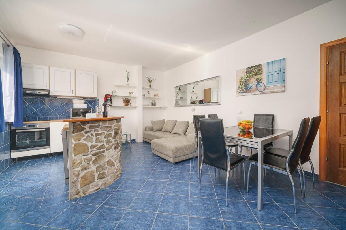 Villa Grey Stone Vodice Extérieur photo